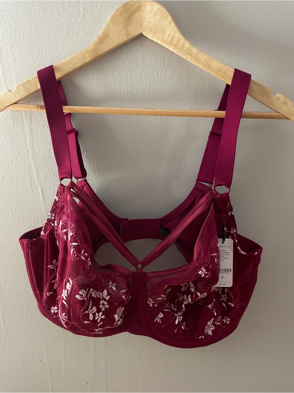 Strappy Plunge Bra in Plum 38I NWT